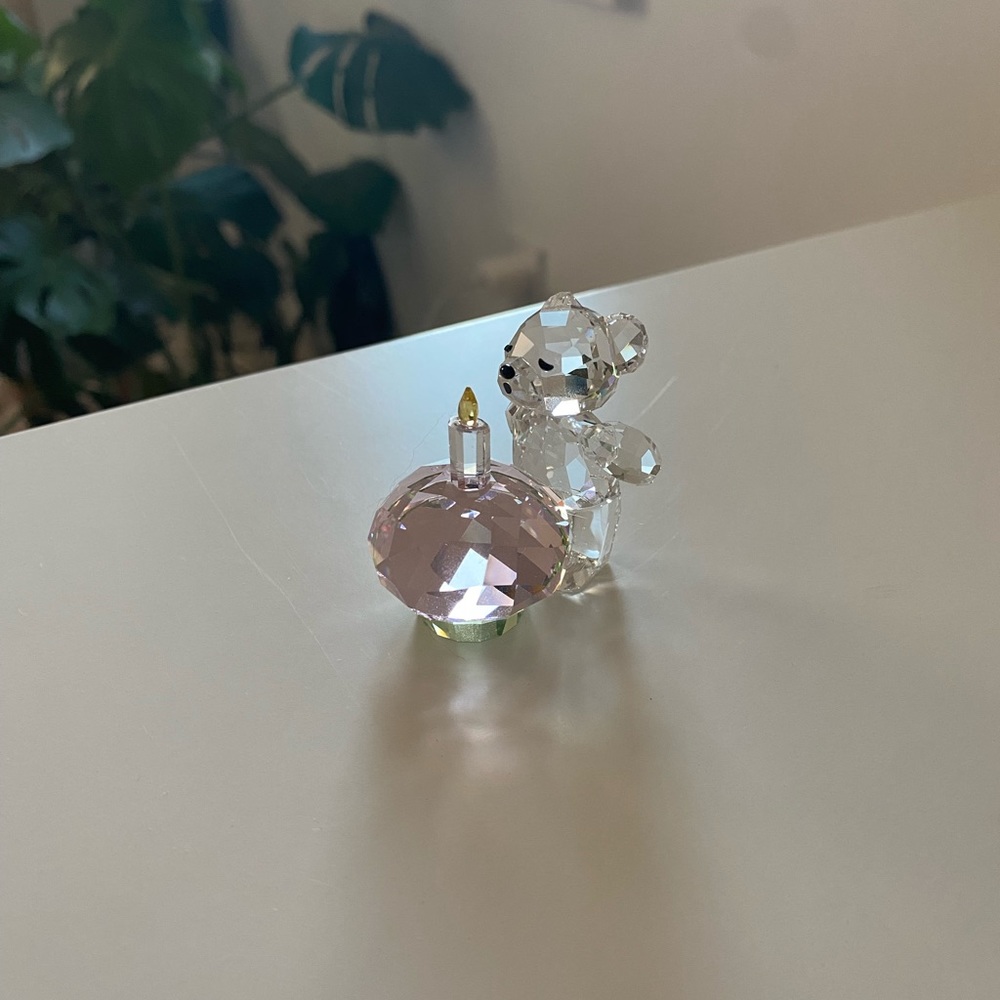 Swarovski Kris Bear Time to Celebrate Cupcake Candle Birthday